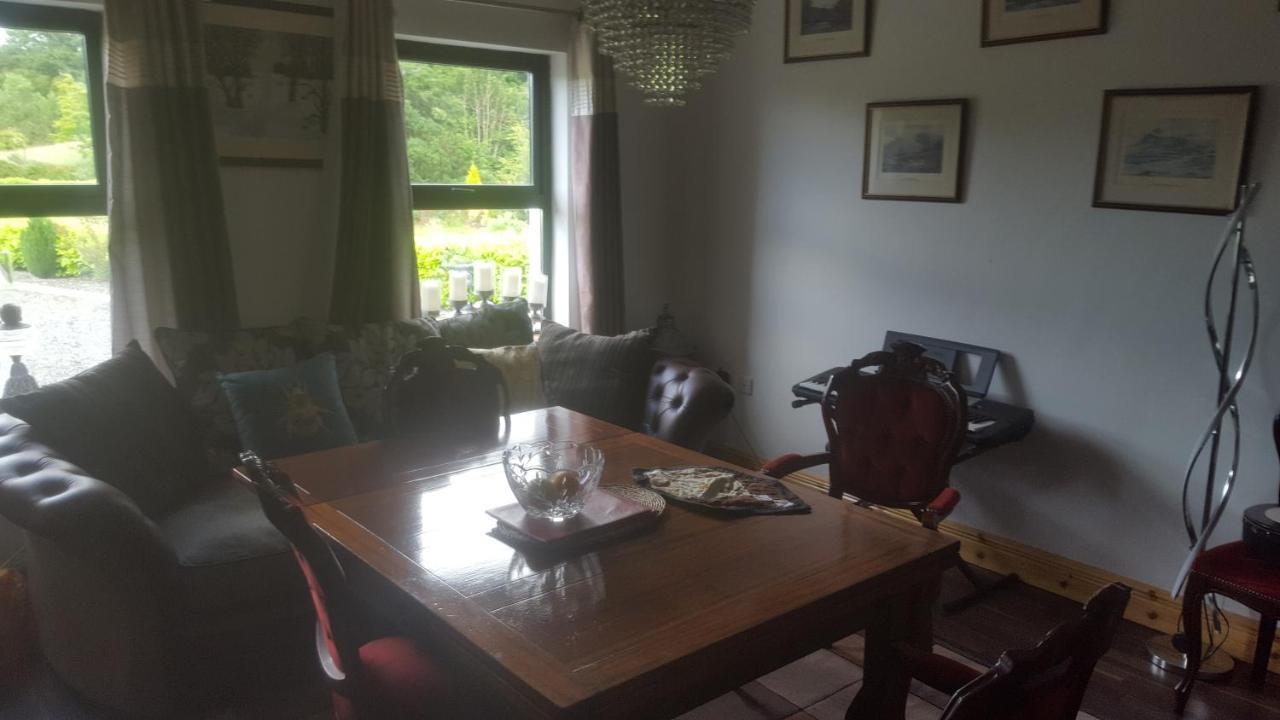 Pat'S Place Leilighet Ballaghaderreen Eksteriør bilde